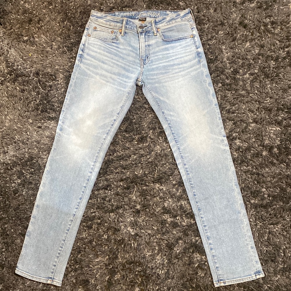 American Eagle Airflex + Temp Tech jeans